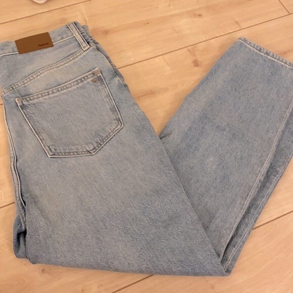 Madewell Jeans Momjean Gilford Wash Ripped Edition High Rise Denim Light Blue - Picture 2 of 11